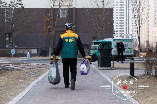 找废品收购站费劲不？拿手机一“喊”坐等上门收购